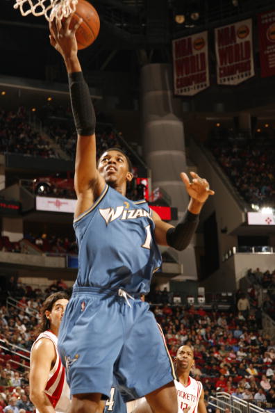 祸不单行，国际足联网站显示广西平果有四条转会禁令（接连受挫：FIFA官网披露广西平果遭四项转会禁令）