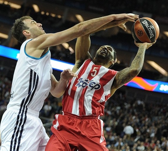 媒体人：中国男篮今日出发前往韩国客场，赵睿随队出征（媒体人：国篮今日启程赴韩客场，赵睿随队同行）