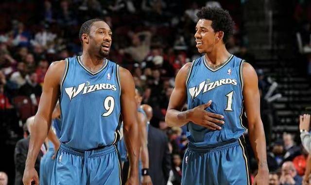 孔蒂：我们已经输了5场这让我担忧，我们没了上赛季的精气神（孔蒂直言担忧：球队已输五场，上季精气神不再）